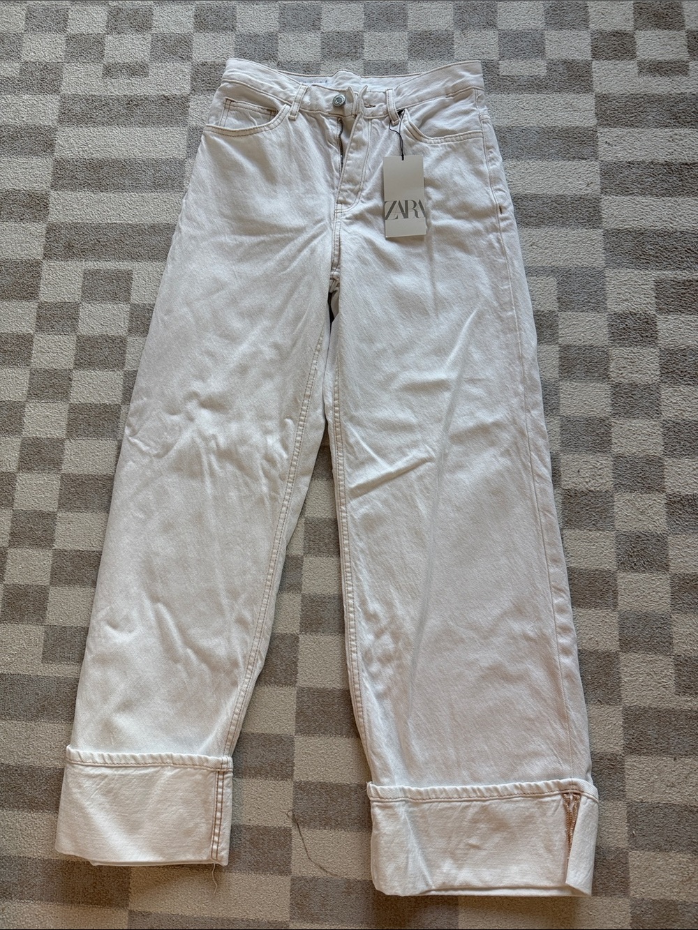 ZARA Off-White Wide Leg Jeans with Cuffed Hem